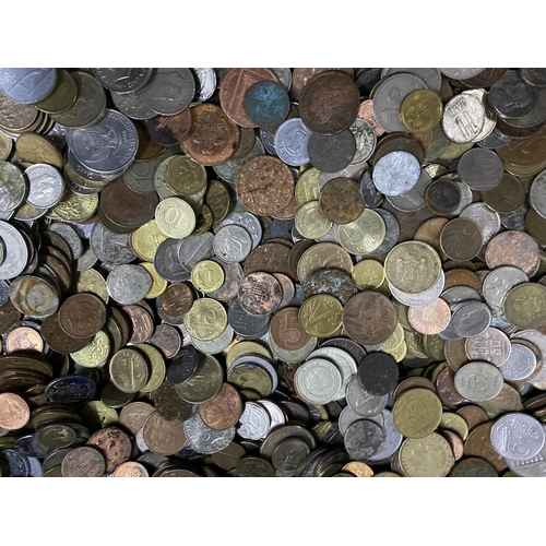 238 - Large quantity of mixed coins approx 7.2kg