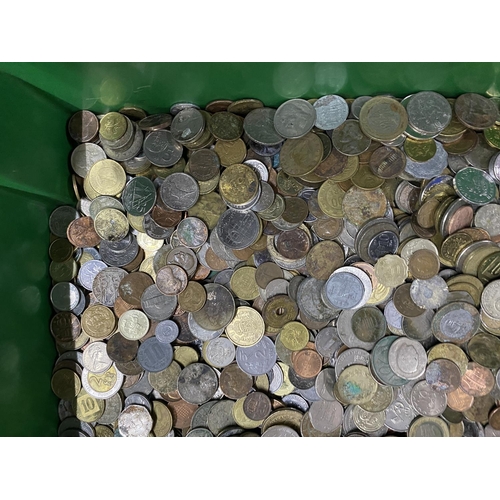 239 - Large quantity of mixed coins approx 7.2kg