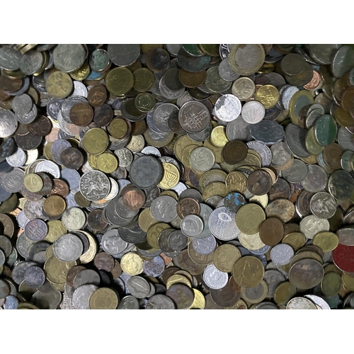 239 - Large quantity of mixed coins approx 7.2kg