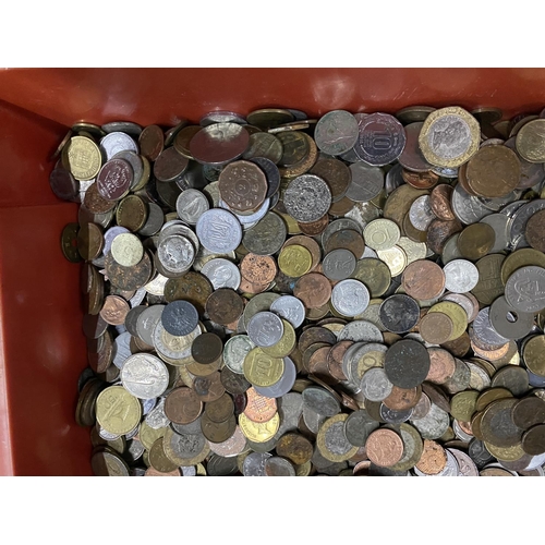 240 - Large quantity of mixed coins approx 7.2kg