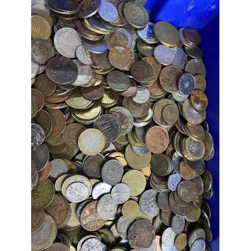 242 - Large quantity of mixed coins approx 7.2kg