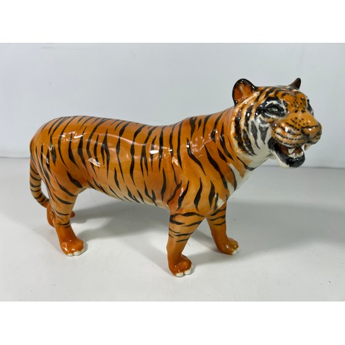 28 - Large Beswick tiger figure