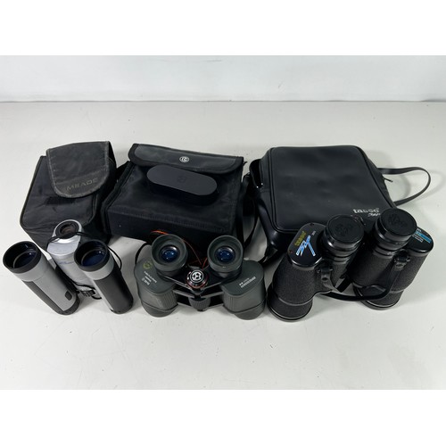 322 - 3 pairs of cased binoculars inc Meade