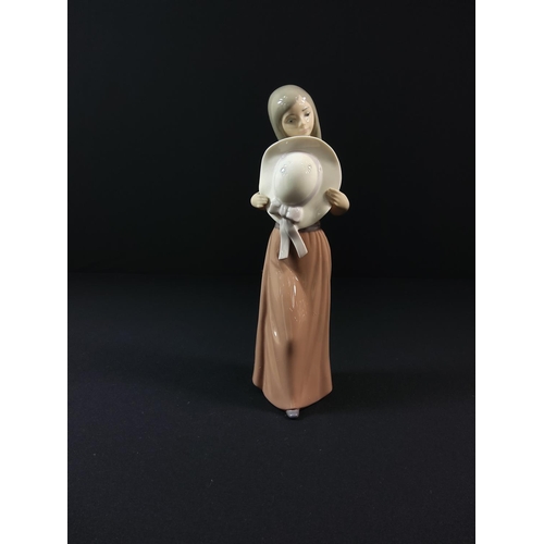 35 - Lladro lady figure