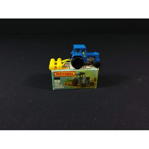 88 - 4 Model vehicles and Mickey Mouse viewer