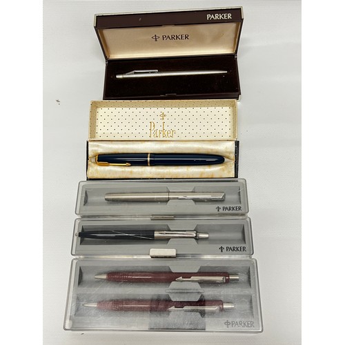 575 - 3 boxed Parker ballpoint pens, boxed Parker 2 pen set and a boxed vintage Parker fountain pen with 1... 