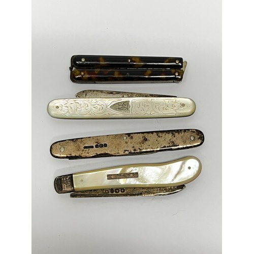 583 - 2 silver bladed Mother of Pearl fruit knives, silver cased fruit knife and tortoise shell mounted fo... 