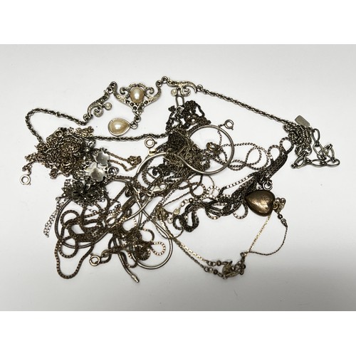 654 - Large quantity of various silver chains