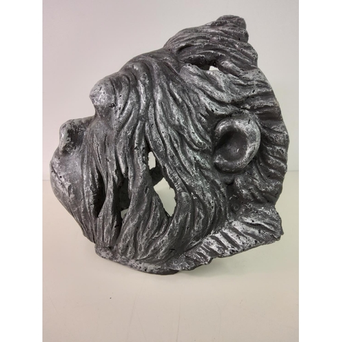 56 - Large gorilla mask