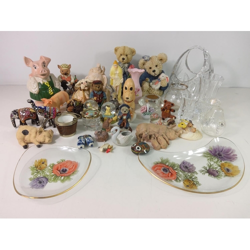 275 - Box of china, glass and figures