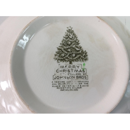 35 - Victorian 1895 Johnson Brother's Christmas punch bowl