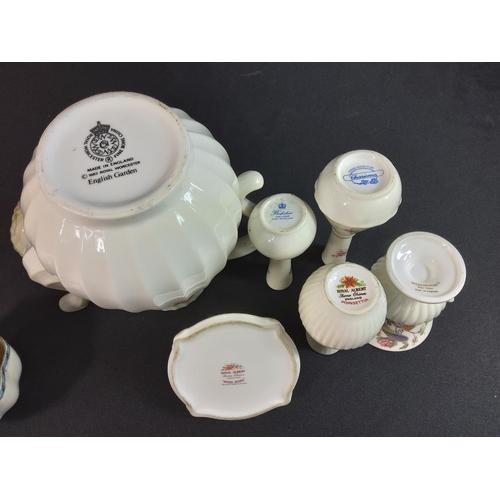 236 - Box of vintage teaware including Coalport, Royal Albert and Spode and a tray of ornaments and trinke... 