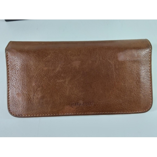 645 - Leather purse marked Mulberry