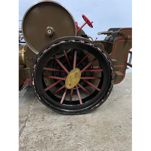 326 - Large live steam traction engine, approx 135cms in length, 59cms in width & 82cms in height