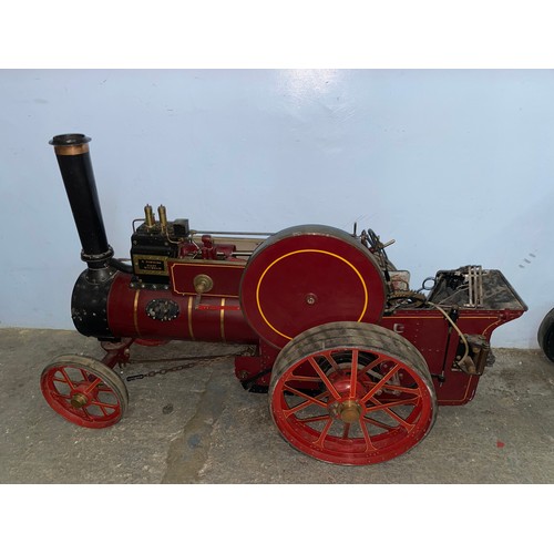 327 - Large live steam traction engine, approx 130cms in length, 56cms in width & 80cms in height