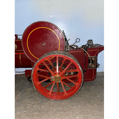 327 - Large live steam traction engine, approx 130cms in length, 56cms in width & 80cms in height