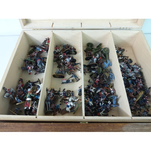 114 - Qty of various cast metal soldier figures