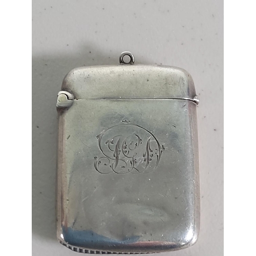 377 - Antique silver vesta case, 22g