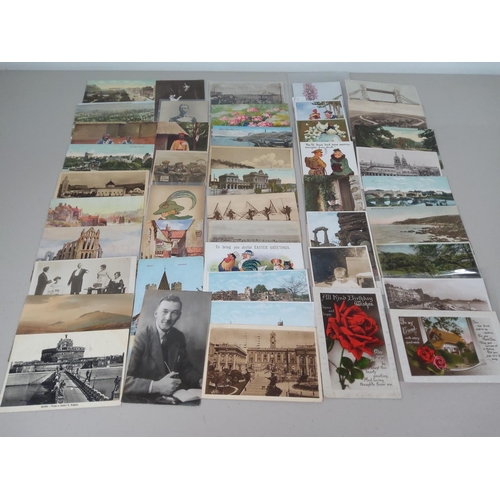 105 - Collection of vintage postcards