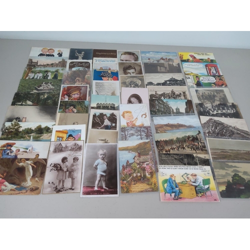 106 - Collection of vintage postcards