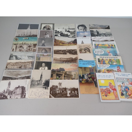 106 - Collection of vintage postcards