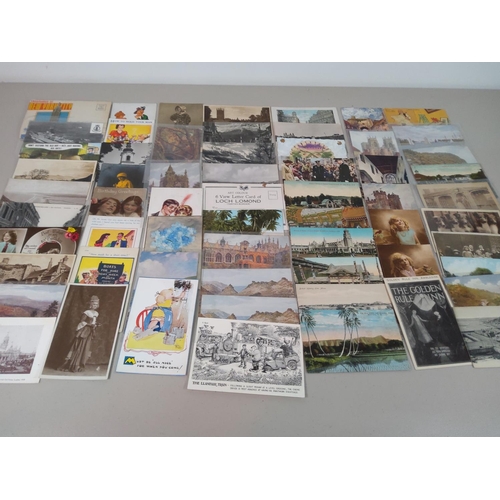 113 - Collection of vintage postcards