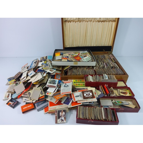 33 - Large collection of matchboxes, and matchbox covers