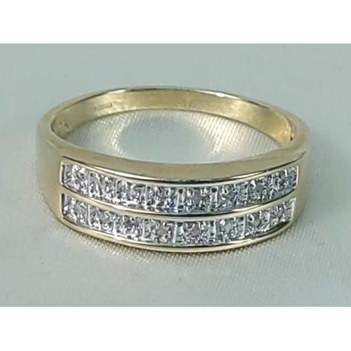 306 - 9ct gold double diamond band ring, size T