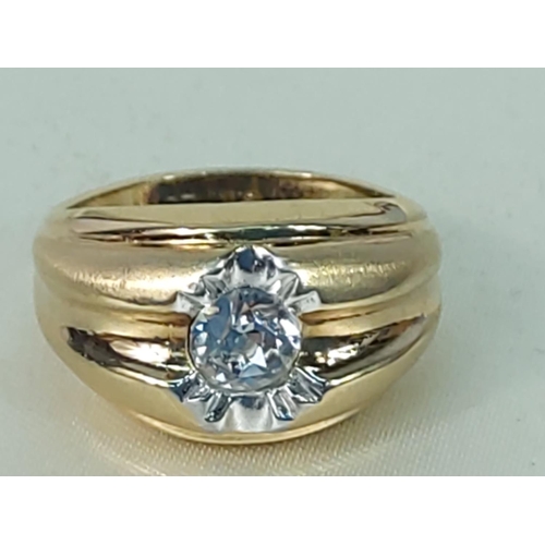 345 - Heavy 14ct gold ring, size Q, 9.9g gross