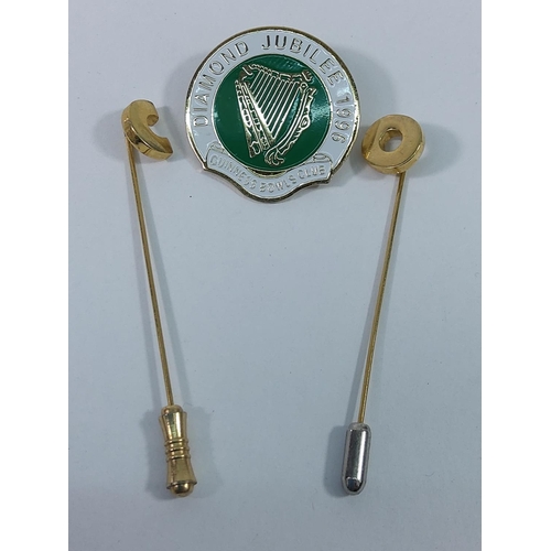 402 - Guinness badge and 2 pins