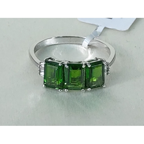 260 - 14 ct gold stone set ring, size S