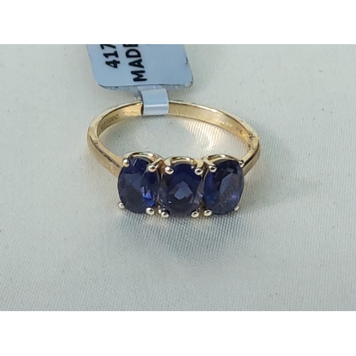 261 - 10ct gold stone set ring, size P