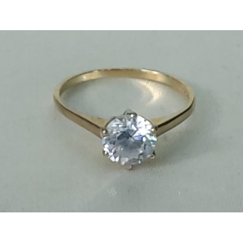272 - 9ct gold stone set ring, size O