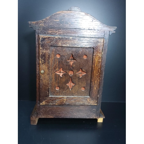 192 - Antique oak cased bracket clock