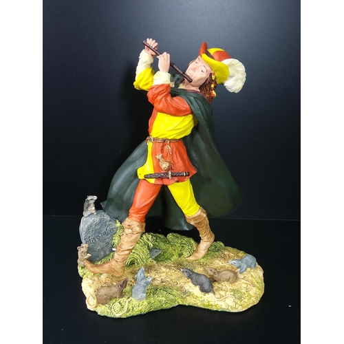 276 - Royal Doulton vintage historical fairytale figure of The Pied Piper