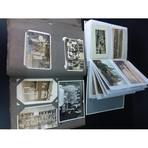 19 - 2 albums of vintage postcards