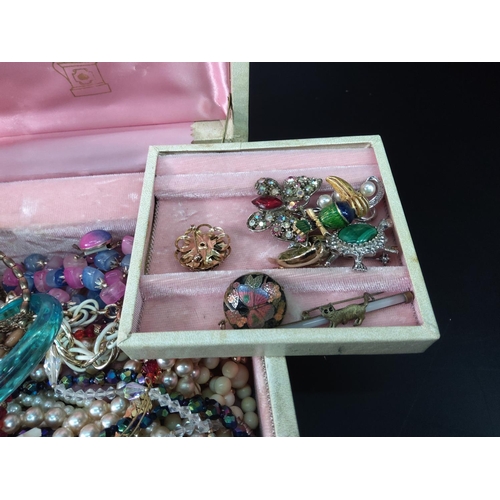 327 - Vintage jewellery box and contents