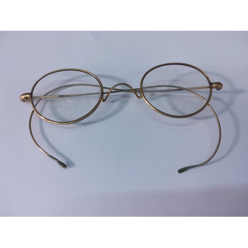 358 - Pair of vintage 10ct gold glasses in case