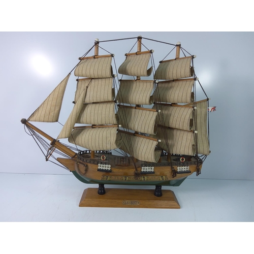 128 - 4 vintage model ships