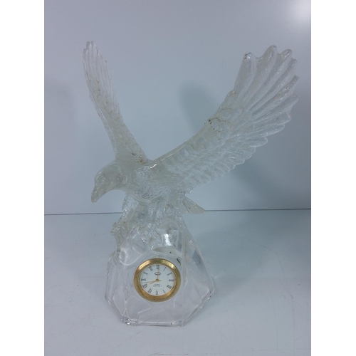 7 - Eagle clock and desk style calendar