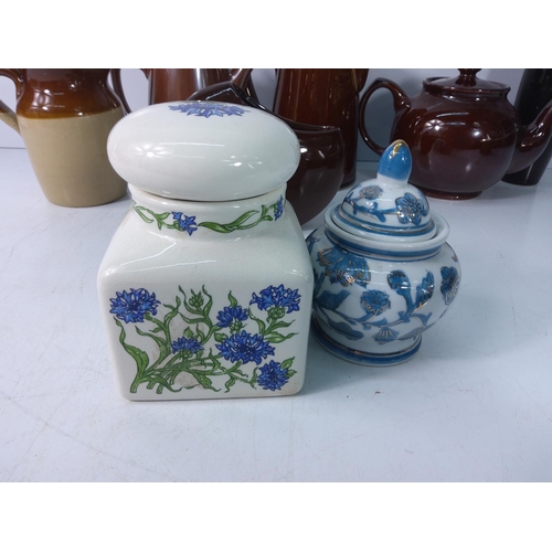 53 - Qty of Portmerion tea and dinnerware and box of china