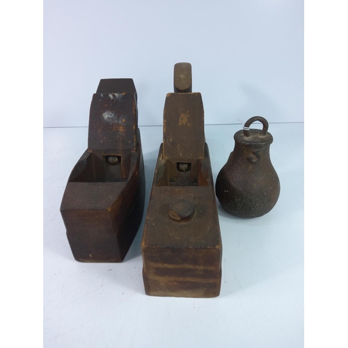 152 - 2 planes, and weight, a print block, barometer and pictures