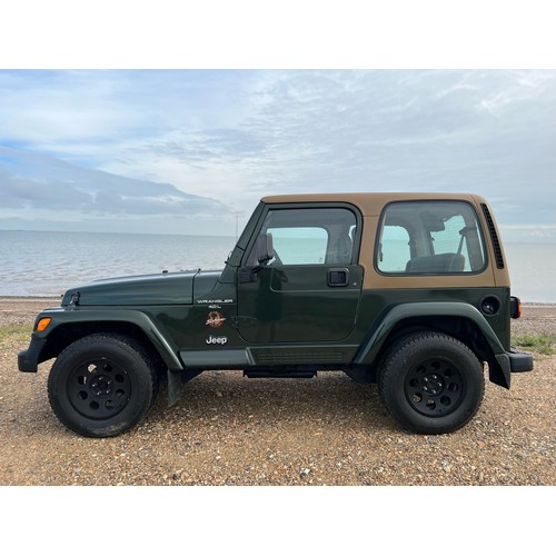 22 - 1998 Jeep Wrangler Sahara, 4.0L V8 Petrol, manual transmission, with removable hardtop and canvas ro... 