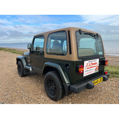 22 - 1998 Jeep Wrangler Sahara, 4.0L V8 Petrol, manual transmission, with removable hardtop and canvas ro... 