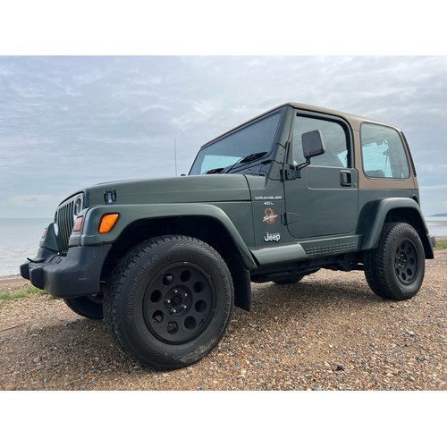 22 - 1998 Jeep Wrangler Sahara, 4.0L V8 Petrol, manual transmission, with removable hardtop and canvas ro... 