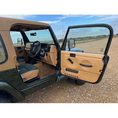 22 - 1998 Jeep Wrangler Sahara, 4.0L V8 Petrol, manual transmission, with removable hardtop and canvas ro... 