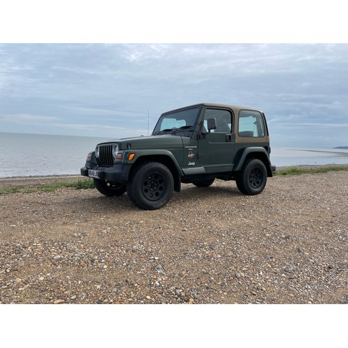 22 - 1998 Jeep Wrangler Sahara, 4.0L V8 Petrol, manual transmission, with removable hardtop and canvas ro... 