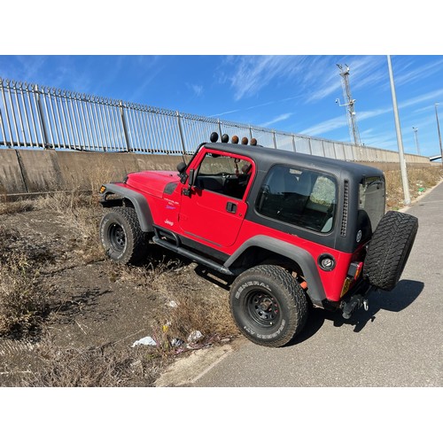 27 - 1998 Jeep Wrangler 