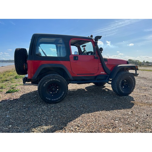 27 - 1998 Jeep Wrangler 