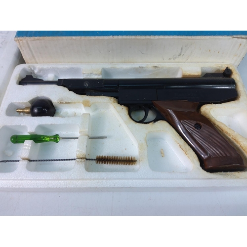 289 - Boxed vintage air pistol